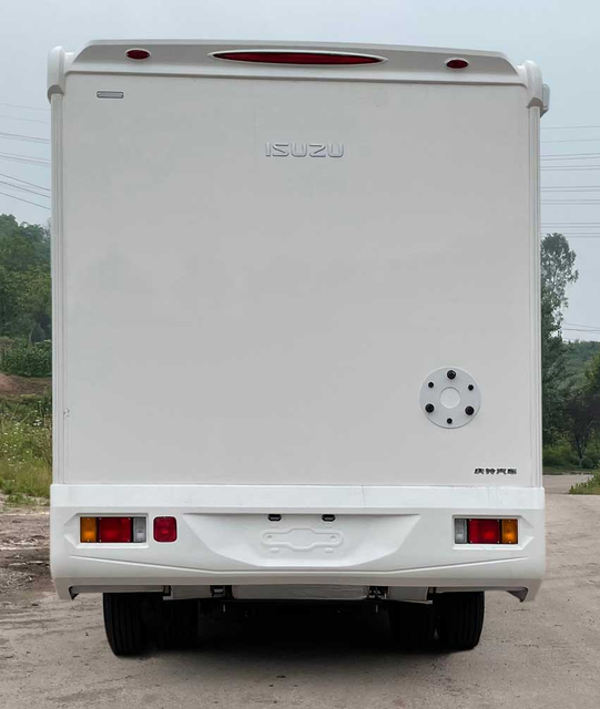  Qingling ISUZU 189PS Van Motor Caravan 700P 4x2 QL5060XLJANHAJ