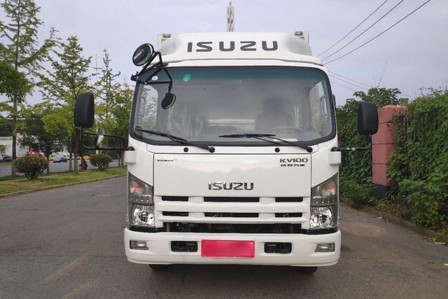 Qingling ISUZU Van Truck KV100 4x2 QL5043XXYAMHAJ