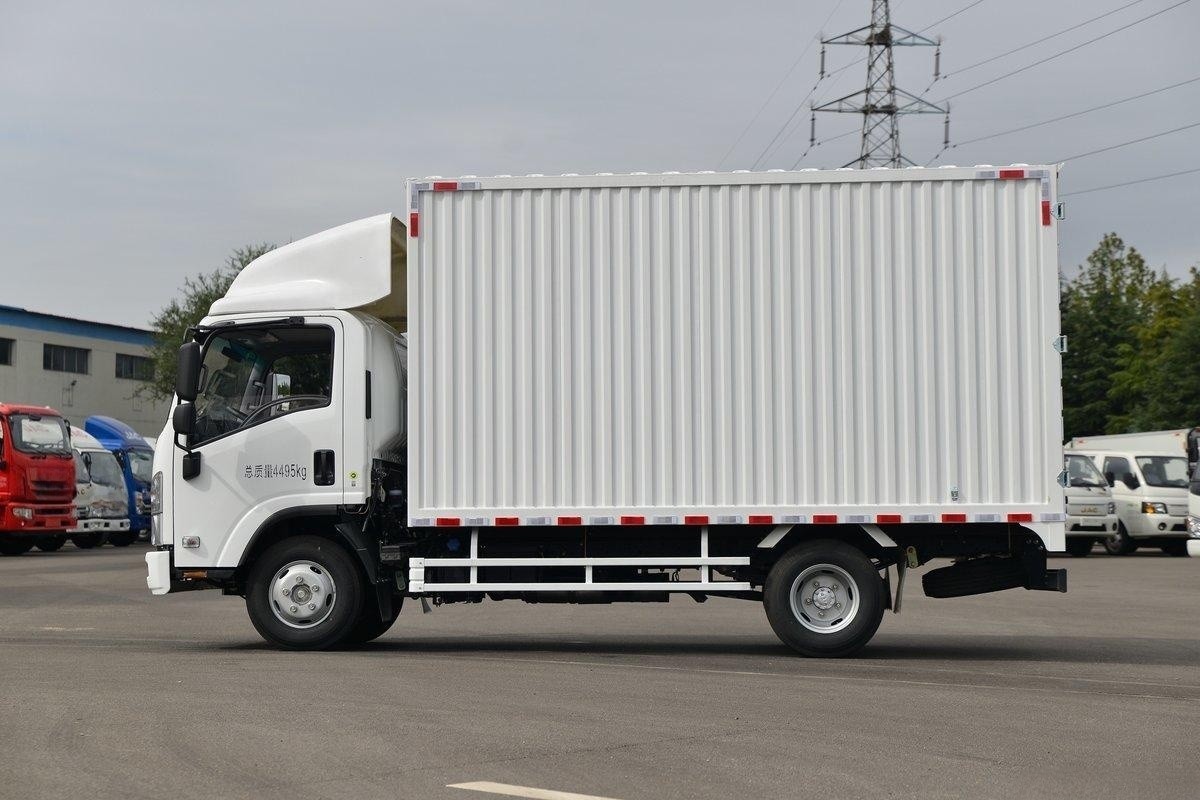 Qingling ISUZU Van Truck KV100 4x2 QL5042XXYBUHA