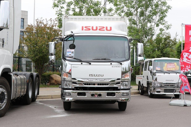 Qingling ISUZU Van Truck KV100 4x2 QL5080XXYBUKA