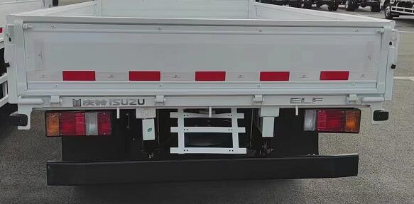  Qingling ISUZU Light Truck 100P 4x2 QL1041MVFA