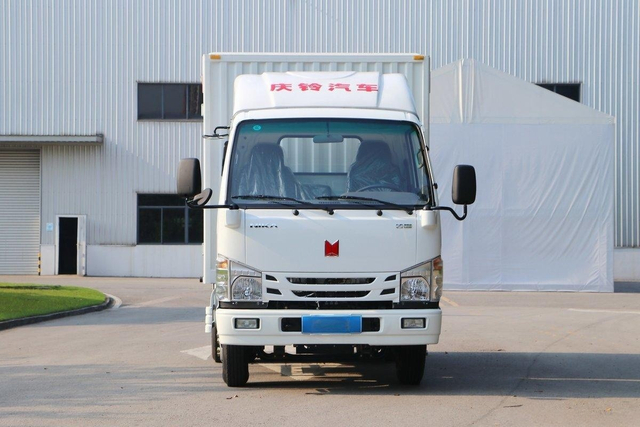  Qingling NIKA Van Truck 4x2 QL5040XXYMFHA
