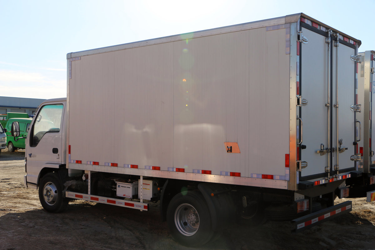 QingLing ISUZU Refrigerated truck 4x2 QL5040XLCA6HA