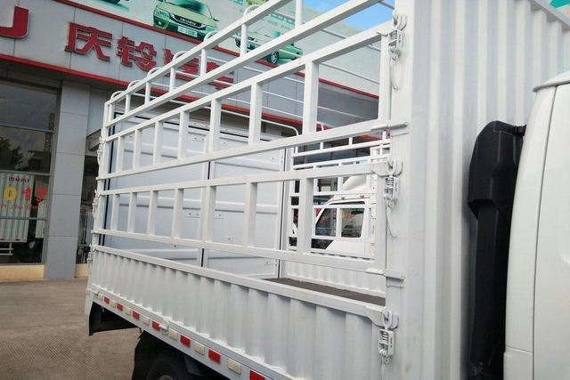 Qingling ISUZU Stake Truck 100P 4x2 QL5040CCYBUHAJ