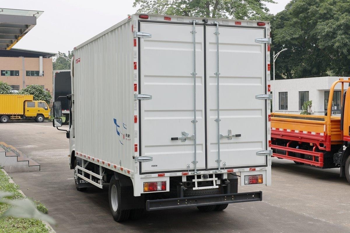  Qingling ISUZU Light Truck M100 4x2 QL5043XXYMVHA