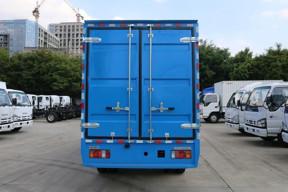  Qingling ISUZU 130PS Van Truck 600P 4x2 QL5071XXYA5KAJ