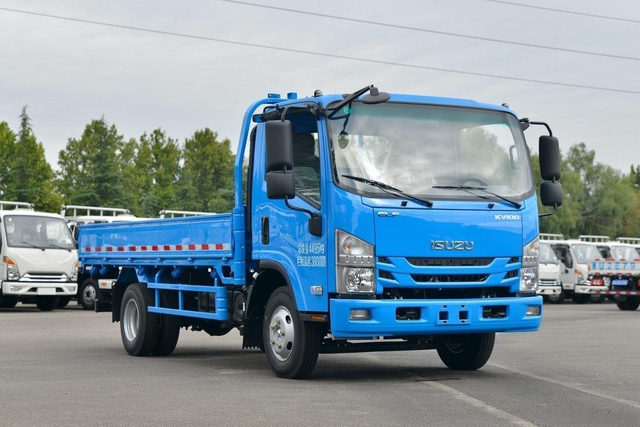  Qingling ISUZU Light Truck KV100 4x2 QL1044BUHA