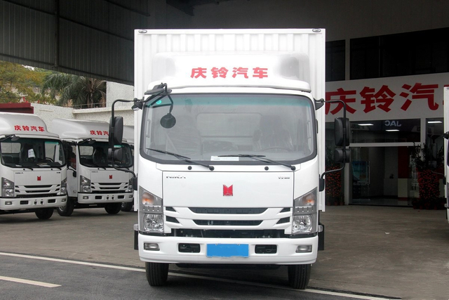  Qingling NIKA Van Truck 4x2 QL5043XXYMFHA