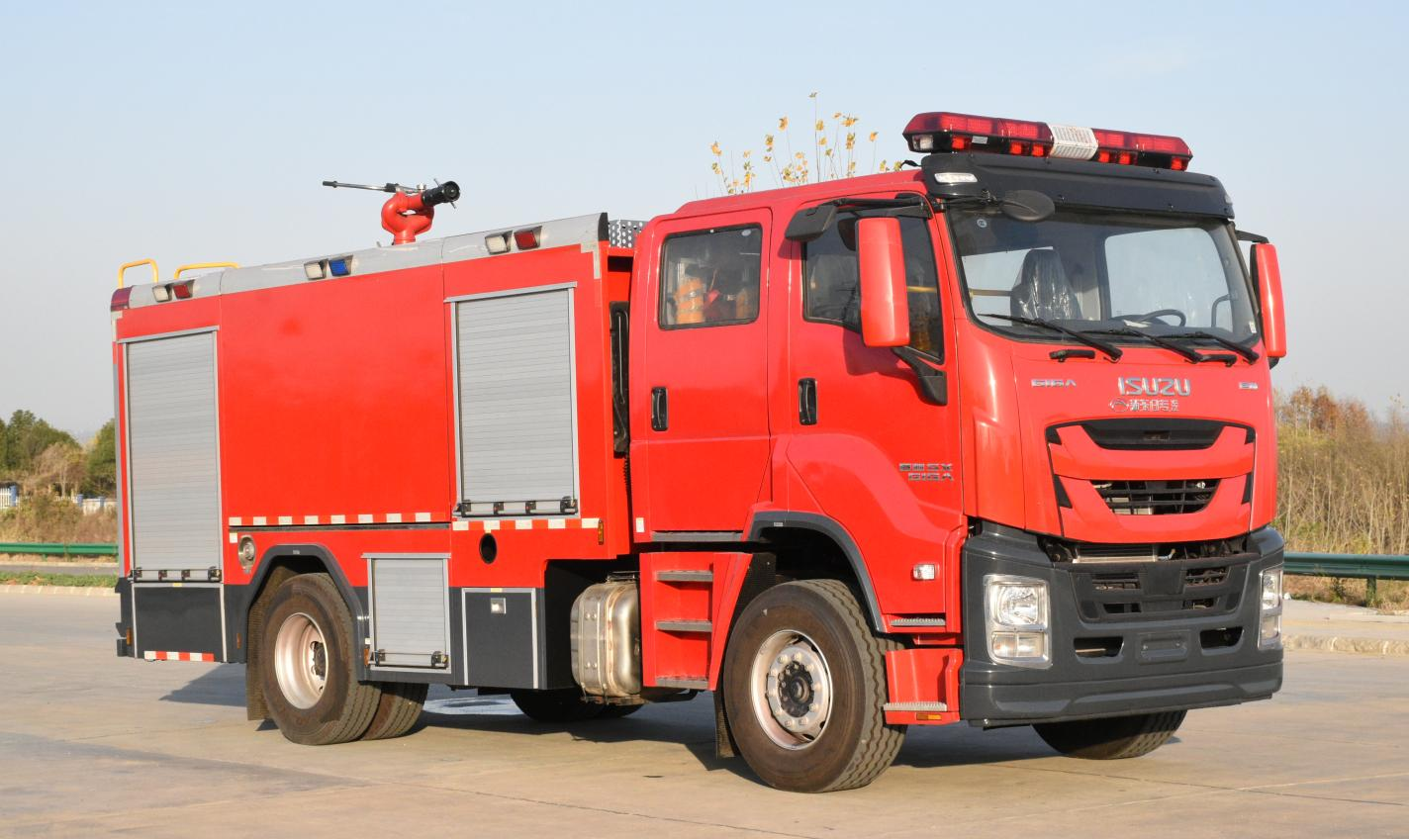 Qingling Isuzu Giga VC61 4x2 Fire Truck