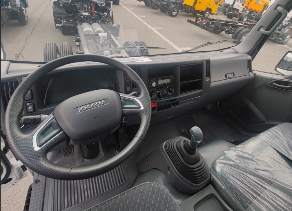  Qingling ISUZU 190PS 700P BUS 4x2 QL1110ANMAY