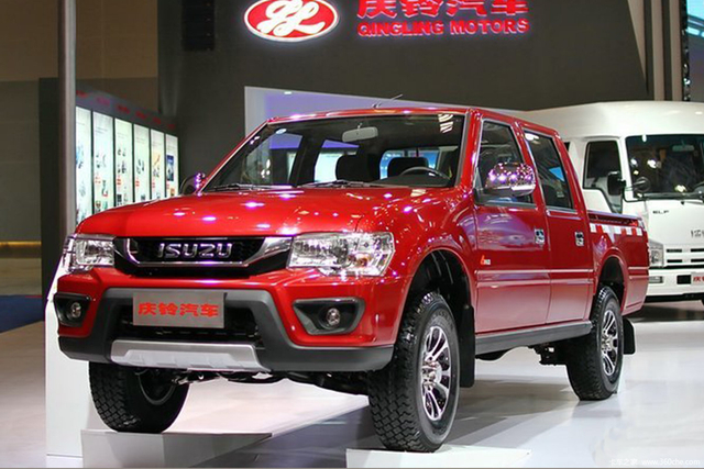 Qingling T17 4x4 Utility Pickup Truck QL1030CBGDC