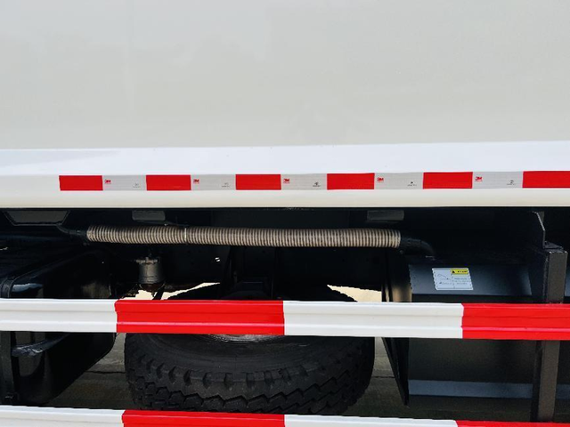 QINGLING 12 M3 Garbage Compactor Truck