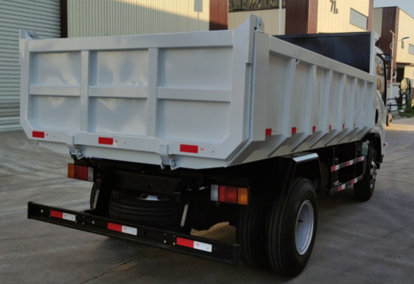 Qingling ISUZU 700P 4x2 Dump Truck QL1110ANHAY 