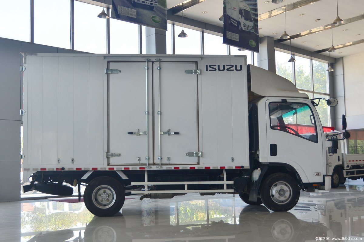 Qingling ISUZU 4x2 100P 120ps Van Truck QL5043XXYBUHAJ