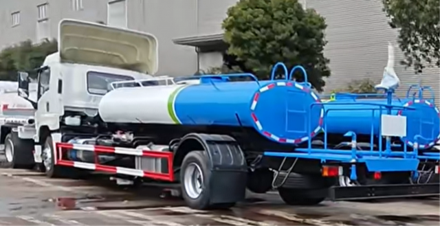  Qingling ISUZU FTR 4X2 Water Tank Truck 12m&sup3; QL5180XXYAJWHY