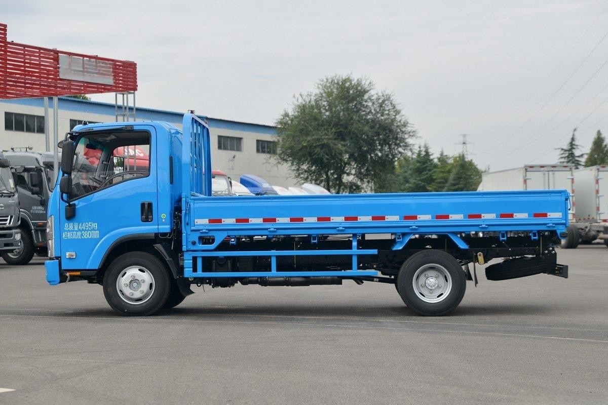  Qingling ISUZU Light Truck KV100 4x2 QL1044BUHA