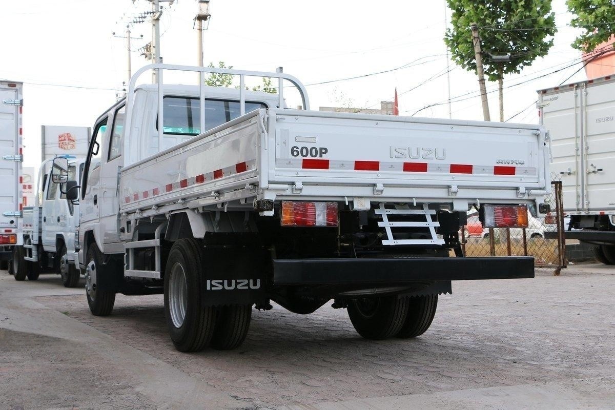  Qingling ISUZU 600P 4x2 Light truck QL1041ALHW