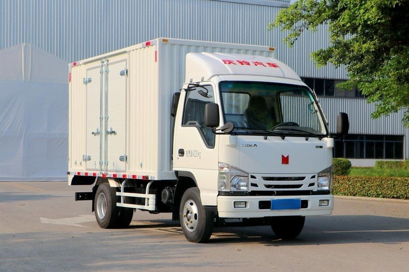  Qingling NIKA Van Truck 4x2 QL5040XXYMFHA