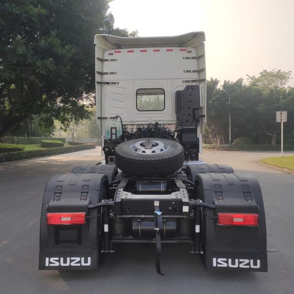 Qingling Isuzu Giga Tractor Truck VC66 4X2 QL4251KFNH