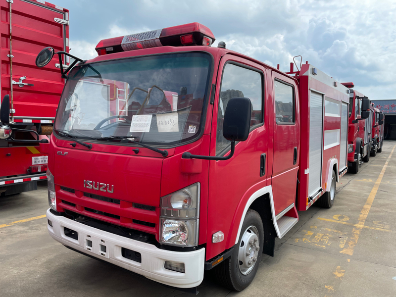 Qingling ISUZU 3500L Fire truck 4x2 QL1100A8KAY