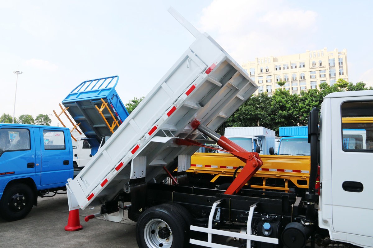  Qingling ISUZU Dump Truck 100P 4x2 QL3070BUHW