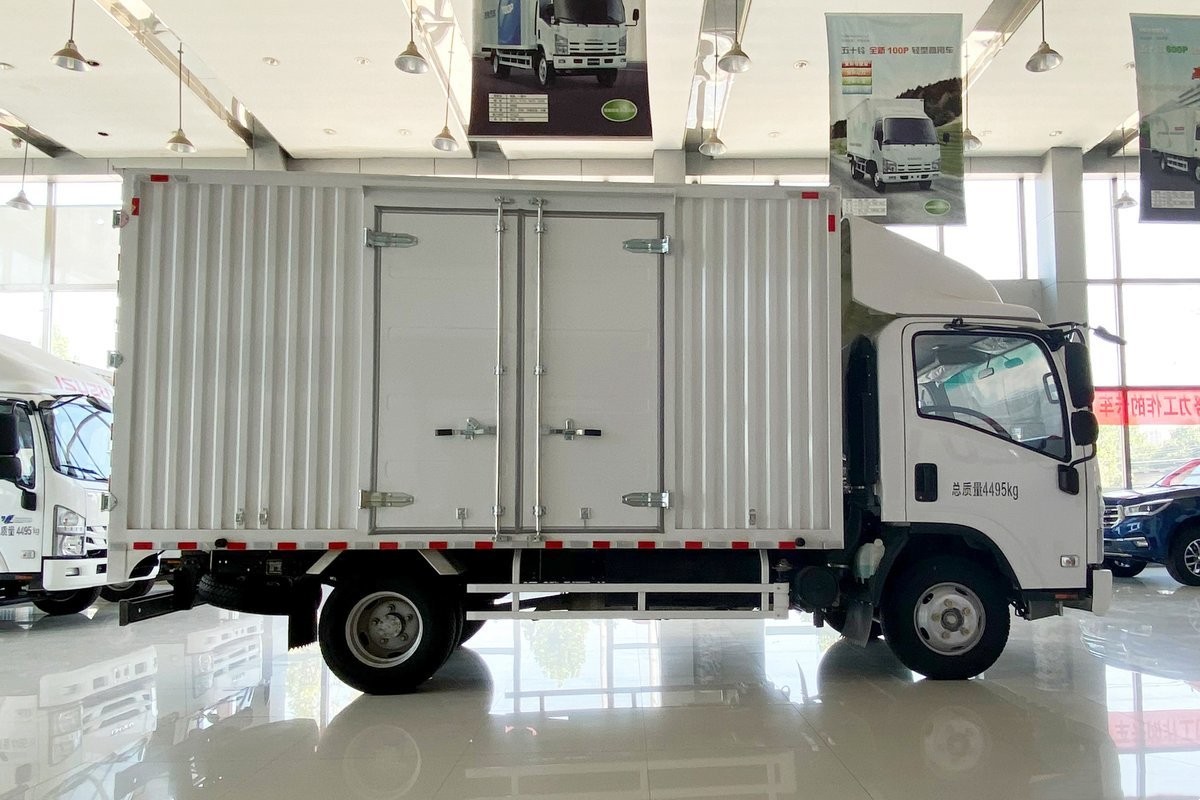 Qingling ISUZU Van Truck KV100 4x2 QL5043XXYBUHAJ