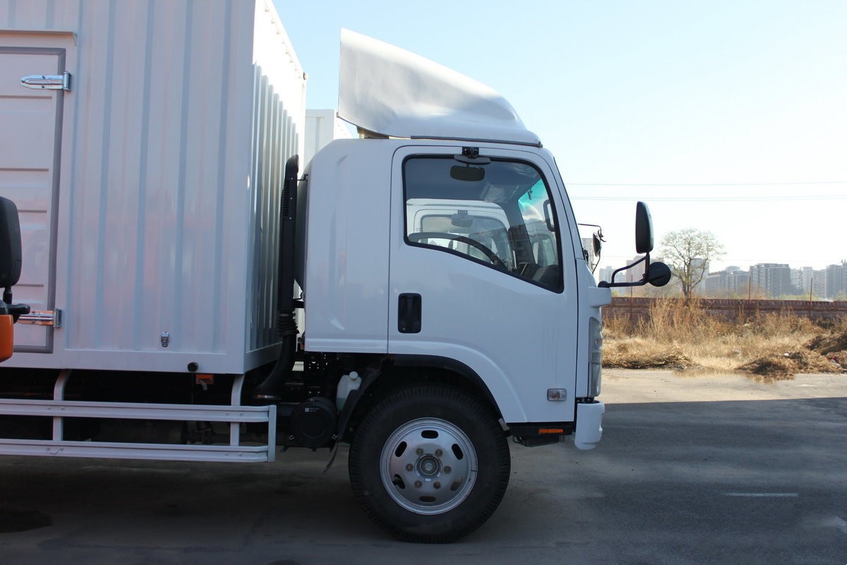  Qingling ISUZU 189PS Van Truck 700P 4x2 QL5110XXYANPH