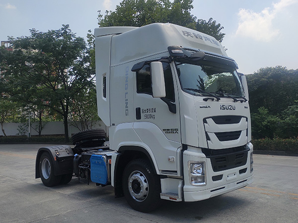 Qingling Isuzu Giga Tractor Truck VC66 4X2 QL4180HFKH