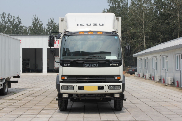  Qingling ISUZU FVR Van Truck 4x2 QL5180XXYESFR