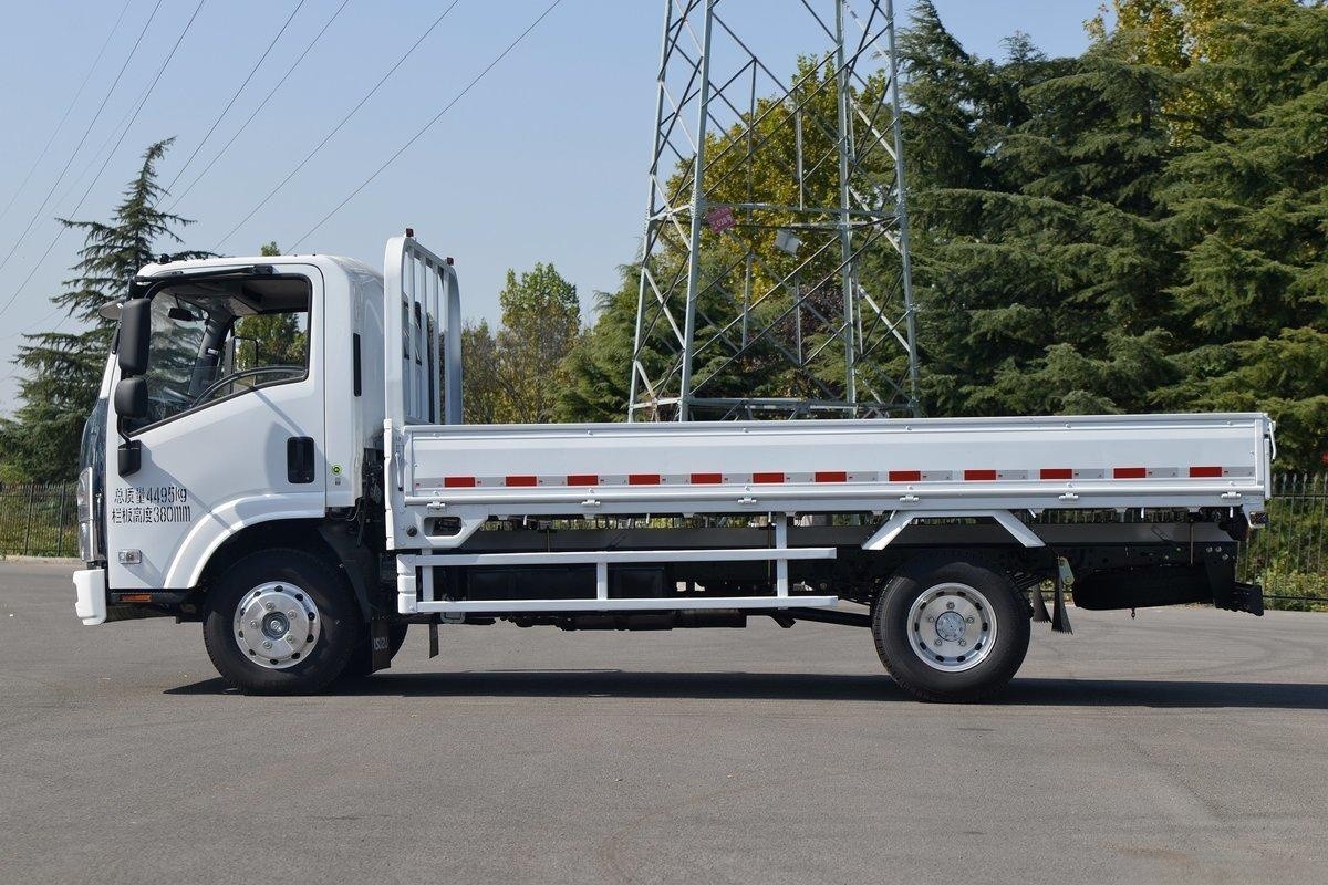  Qingling ISUZU Light Truck KV100 4x2 QL1073BUHA