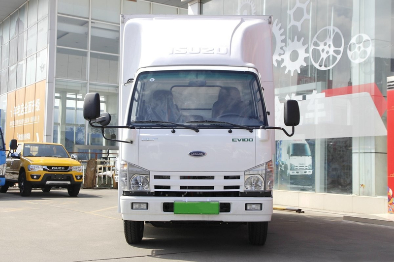 Qingling ISUZU EV100 7.3T 4.97Meters Pure electric cargo truck QL5070XXYBEVECDA