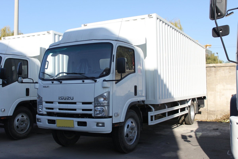  Qingling ISUZU 189PS Van Truck 700P 4x2 QL5110XXYANPH