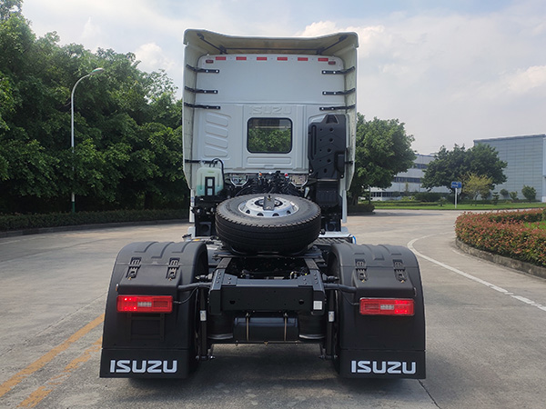 Qingling Isuzu Giga Tractor Truck VC66 4X2 QL4180HFKH