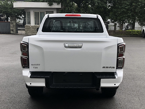  Qingling ISUZU TAGA 4X2 Pickup Truck Double Cabin Euro VI QL1030CZGR