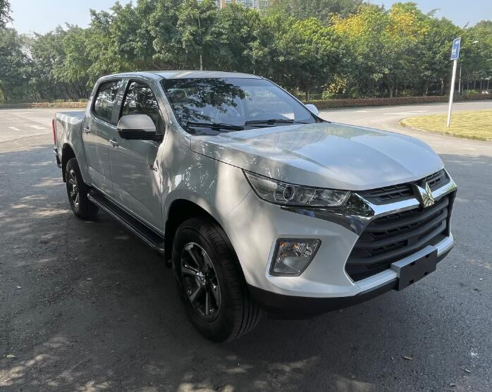 Qingling ISUZU TAGA 4x4 Luxury Automatic Pickup