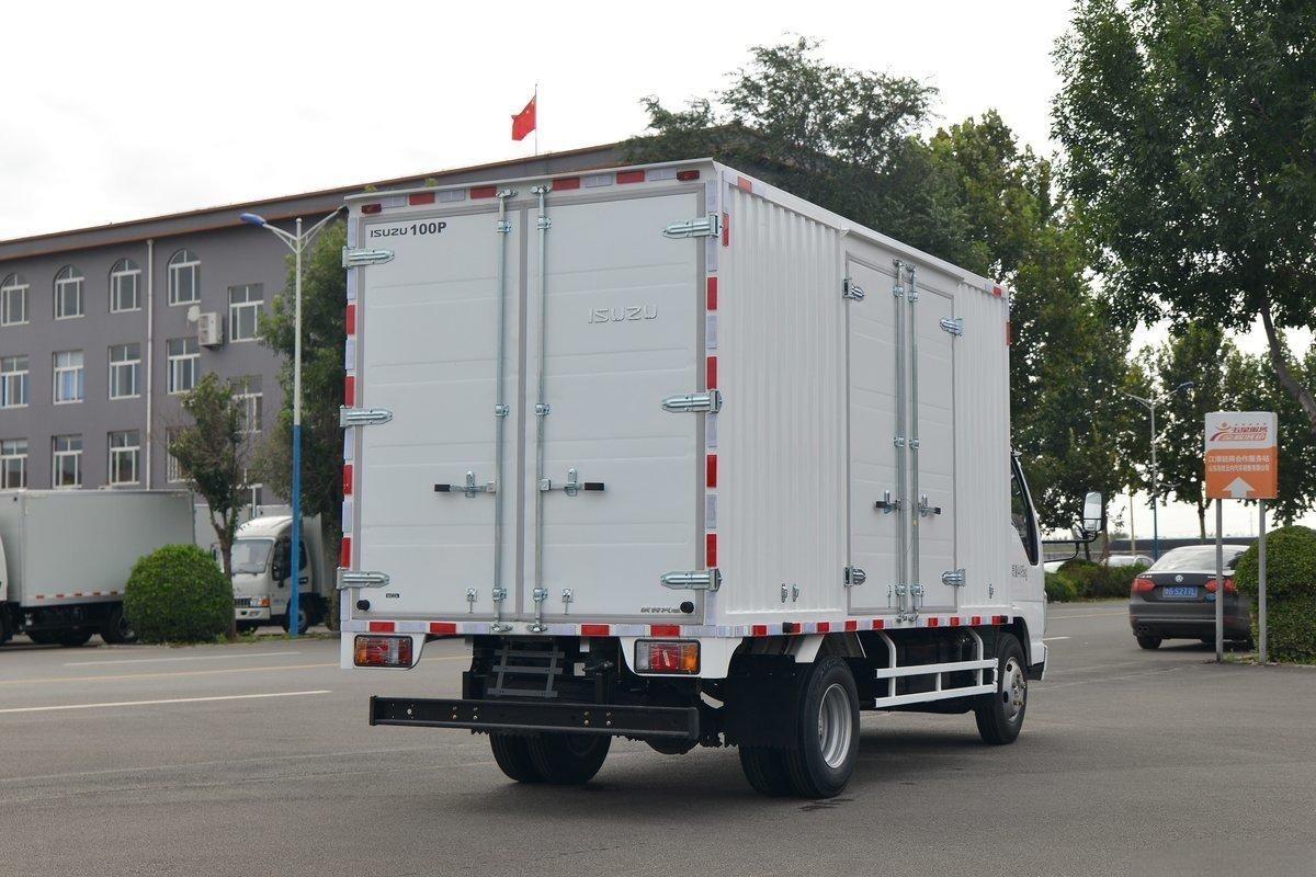  Qingling ISUZU Van Truck 100P 4x2 QL5040XXYBUFA