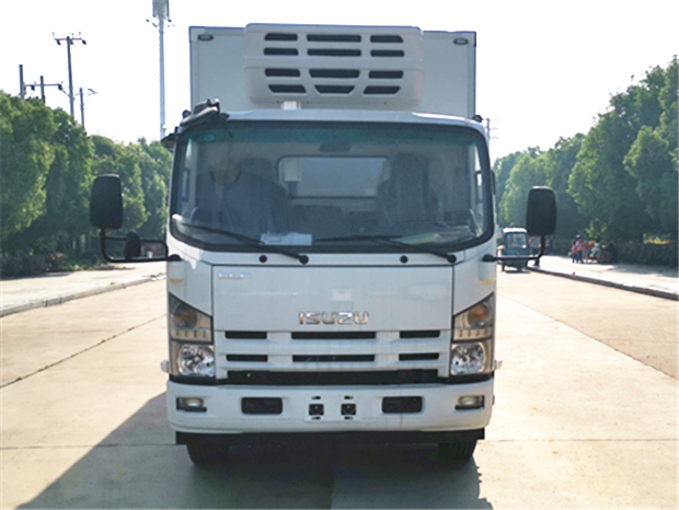 QingLing ISUZU 700P Refrigerated truck 4x2 QL5100XLCA8PAJ