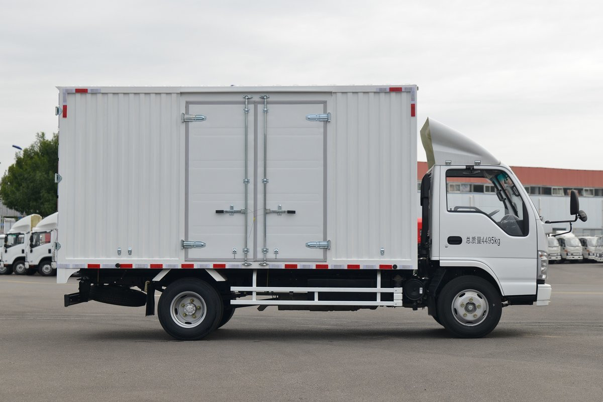  Qingling ISUZU Van Truck 100P 4x2 QL5041XXYALHAJ