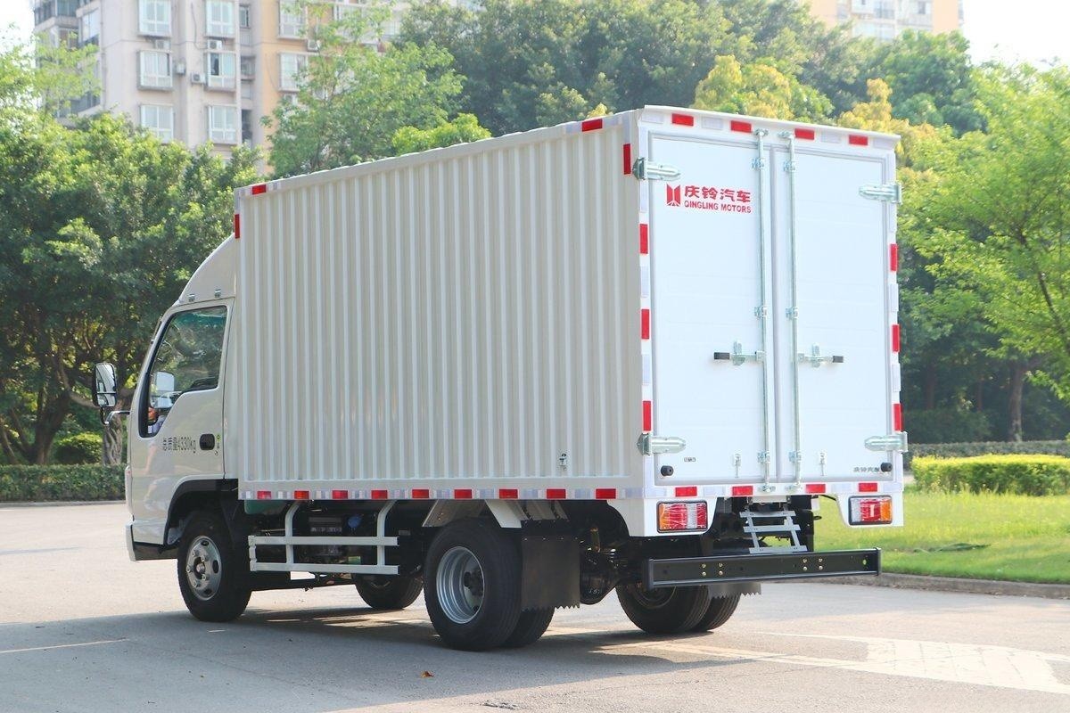  Qingling NIKA Van Truck 4x2 QL5040XXYMFHA