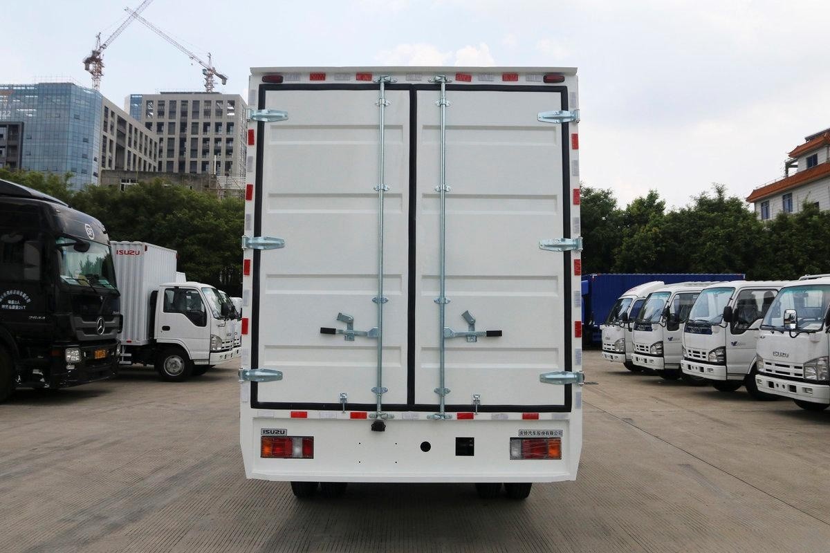  Qingling ISUZU Van Truck 100P 4x2 QL5070XXYA6KAJ