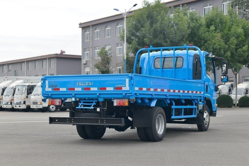  Qingling ISUZU Light Truck KV100 4x2 QL1044BUHA