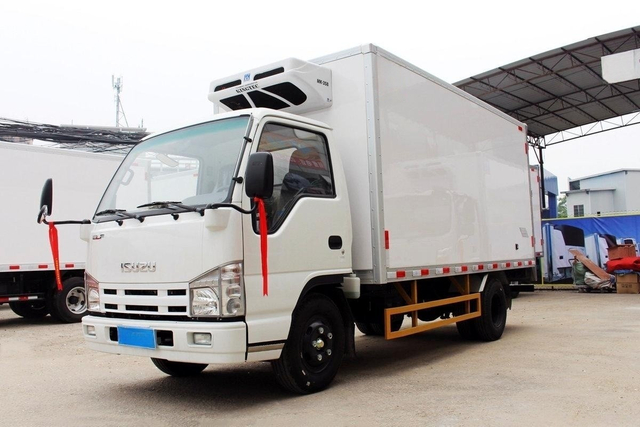 QingLing ISUZU Refrigerated truck 100P 4x2 QL5040XLCBUHAJ
