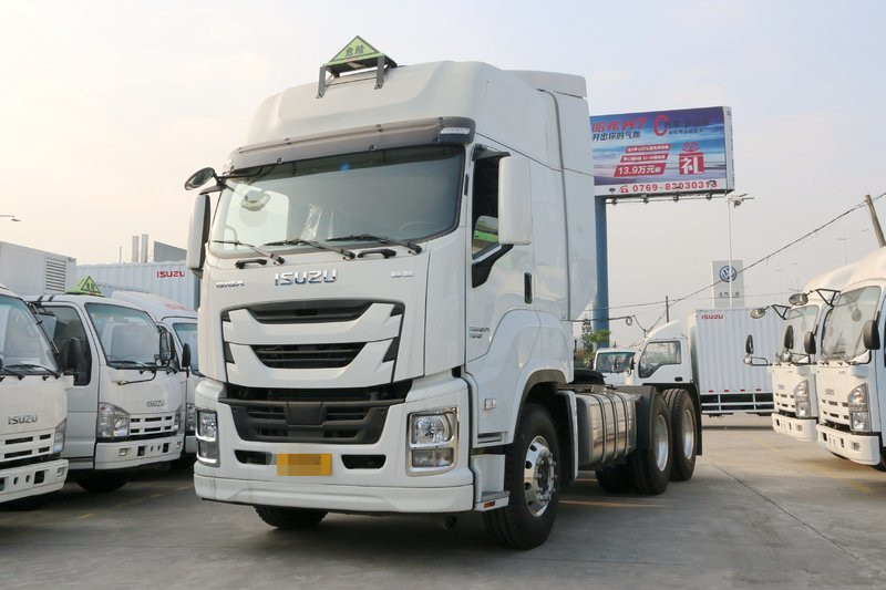 Qingling Isuzu Tractor Truck VC61 6X4 
