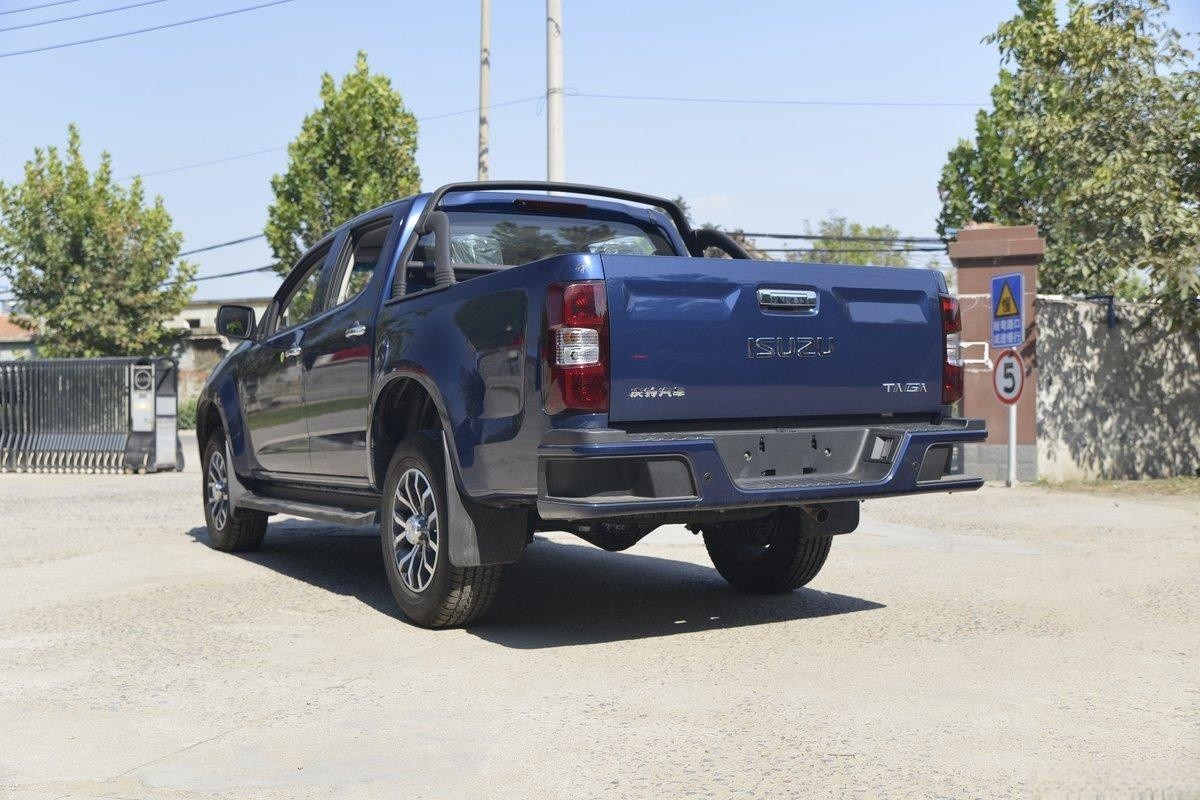  Qingling ISUZU TAGA 4X2 Pickup Truck Double Cabin Euro VI