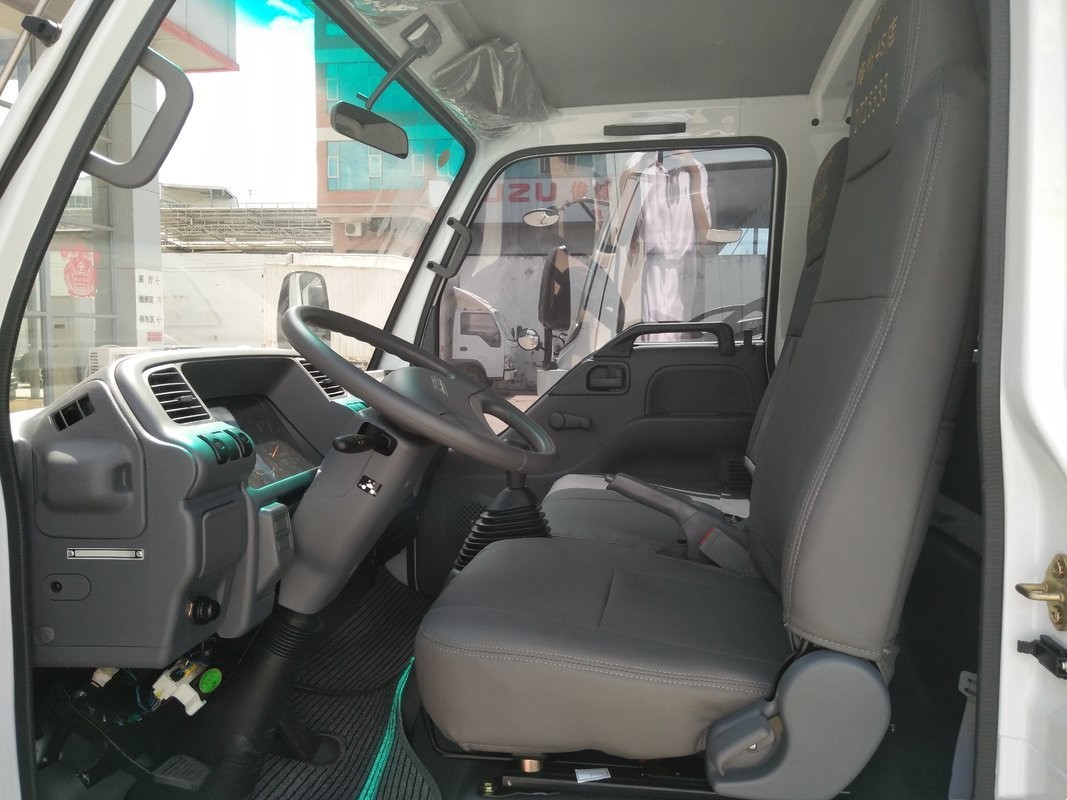  Qingling ISUZU Van Truck 100P 4x2 QL5040XXYA6HW