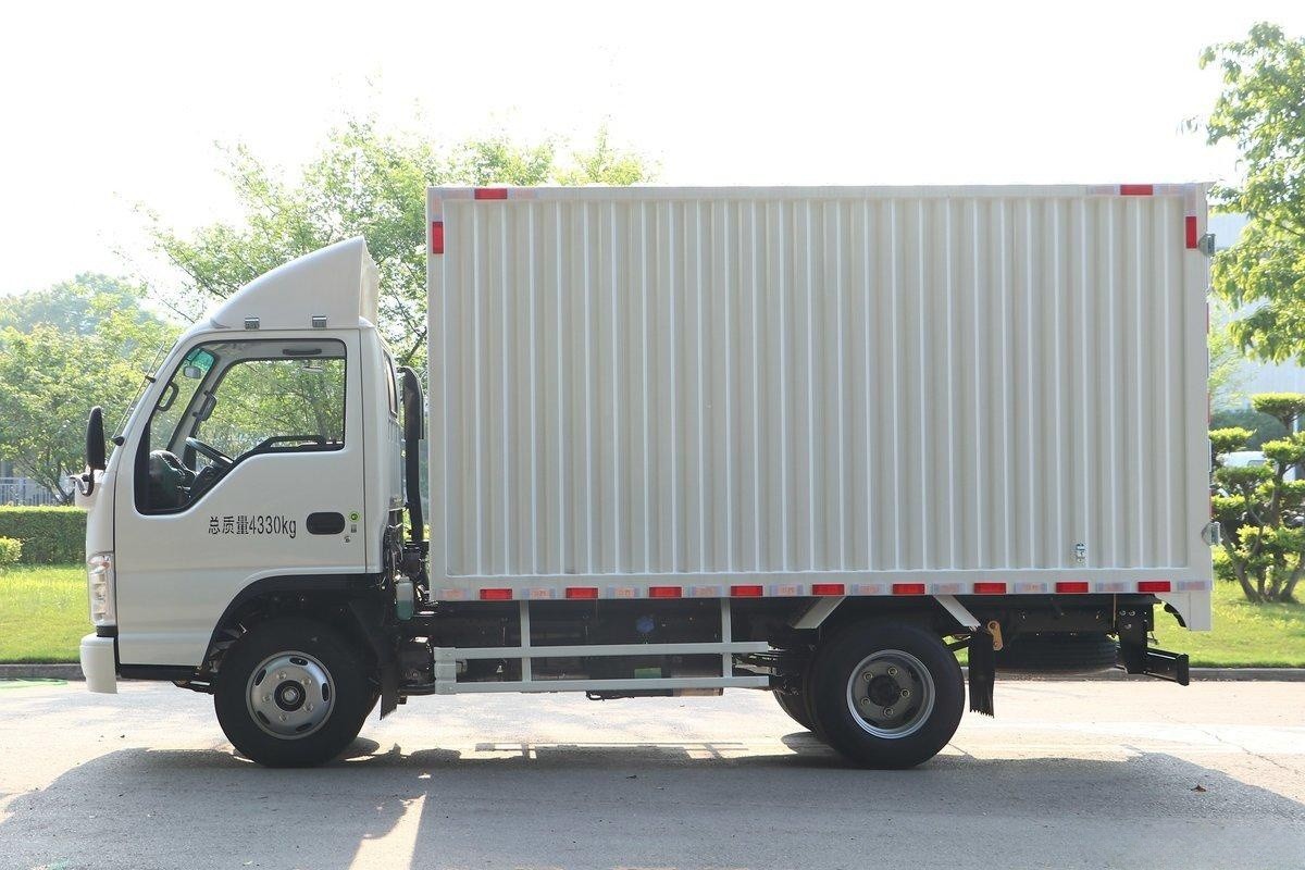  Qingling NIKA Van Truck 4x2 QL5040XXYMFHA
