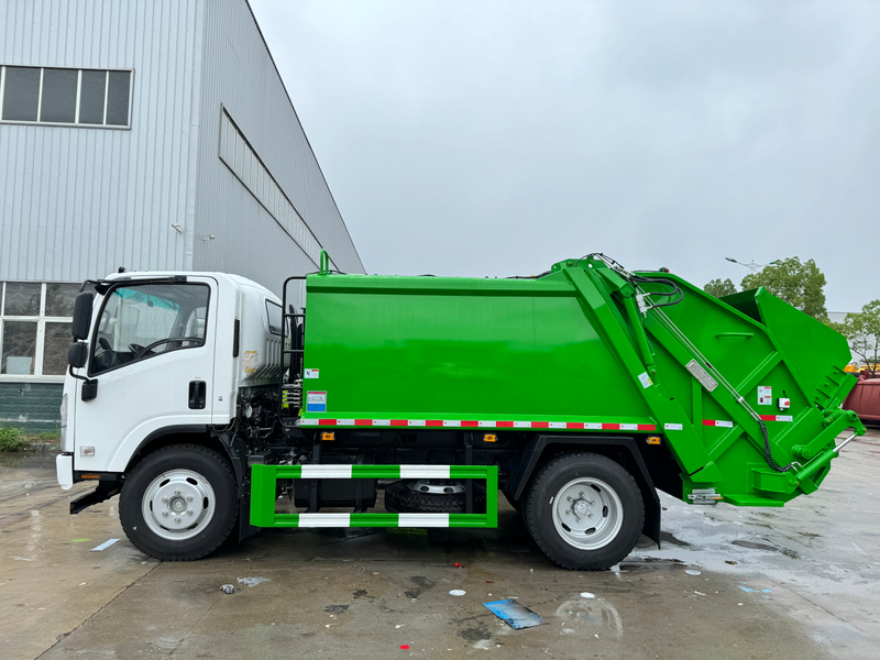 QingLing ISUZU 700P 6M3 Compressed Garbage TRUCK 4x2 QLQL1110ANHAY 