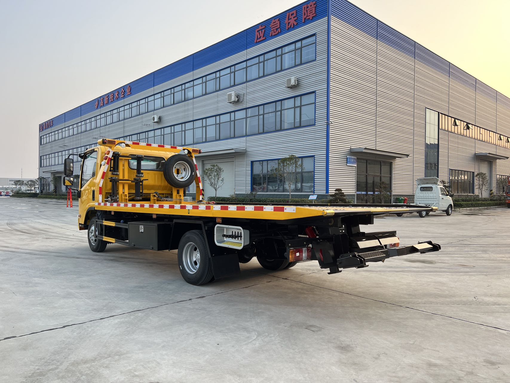  Qingling ISUZU Wrecker Truck KV100 4x2 (EURO VI)