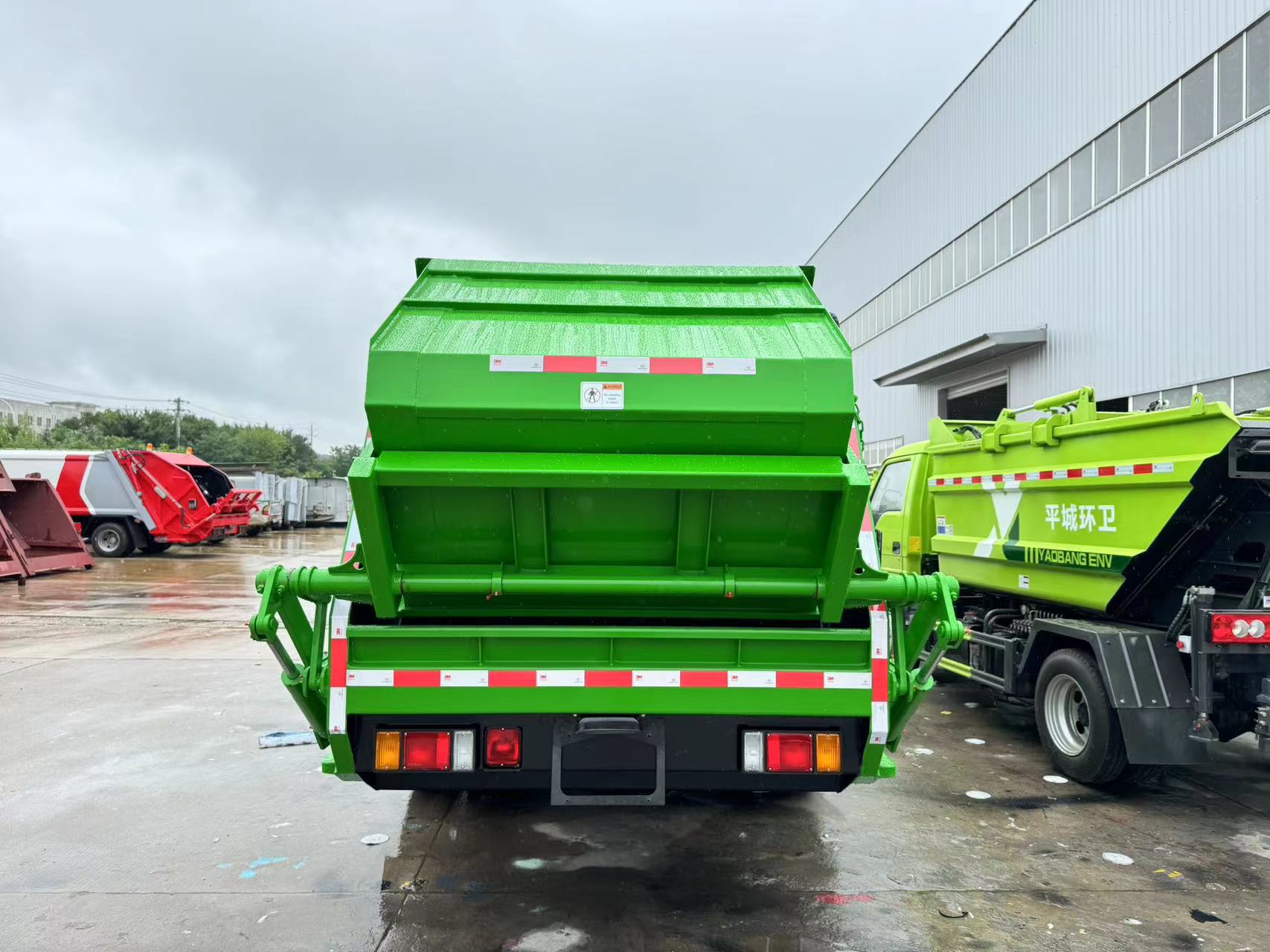 QingLing ISUZU 700P 6M3 Compressed Garbage TRUCK 4x2 QLQL1110ANHAY 